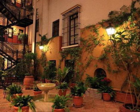 Hotel Cervantes
