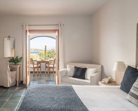 Minos Beach art hotel