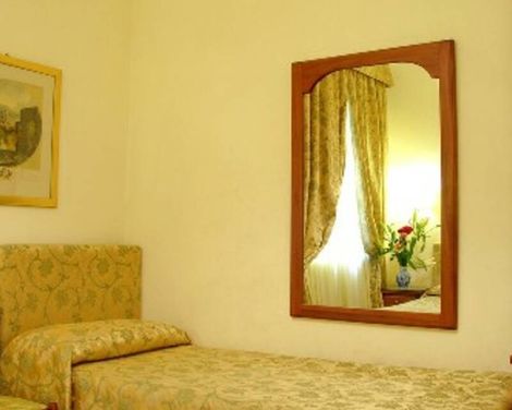 Hotel Cortina Rome-0