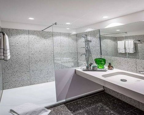 LOGINN Hotel Berlin Airport