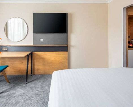 Holiday Inn London Gatwick Airport