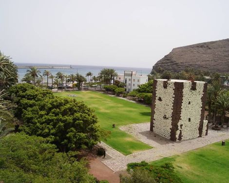 Hotel Torre Del Conde-1