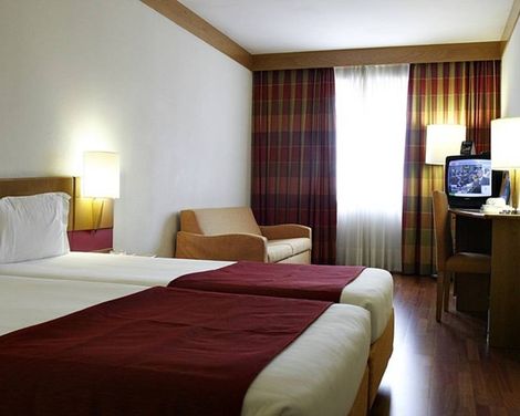 Legendary Porto Hotel