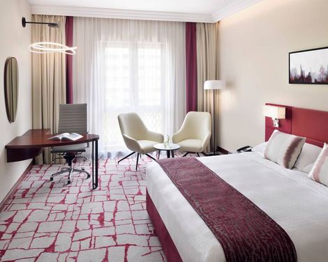 Mövenpick Hotel & Apartments Bur Dubai-3
