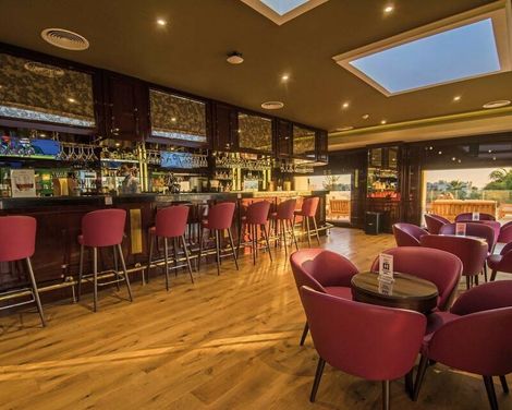 Reef Oasis Beach Resort