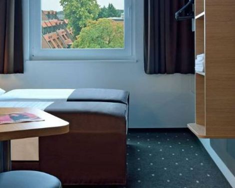 B&B HOTEL Wien-Stadthalle-0