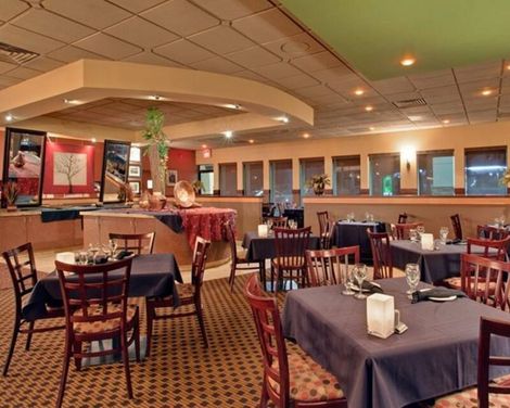 Holiday Inn Calgary Macleod Trail South-3