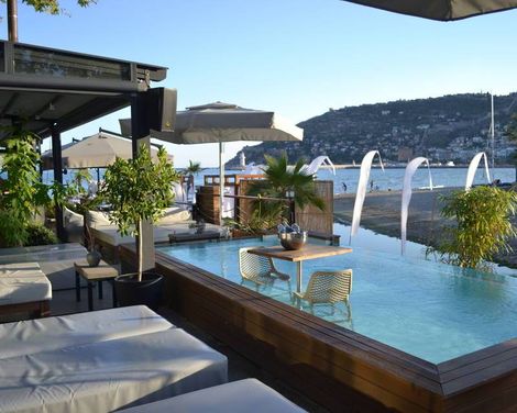 En Vie Beach Boutique Hotel