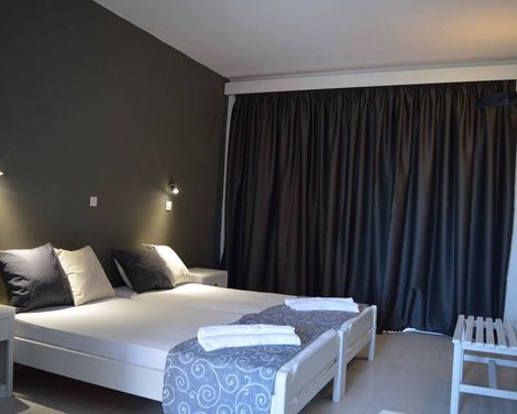 Alkyonides Hotel