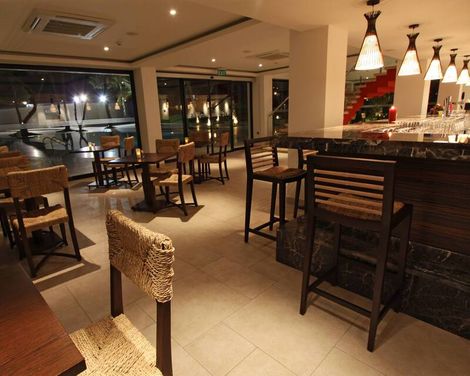 Arkin Palm Beach Hotel