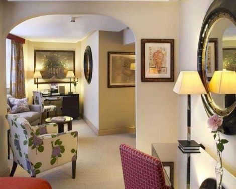 The Mandeville Hotel
