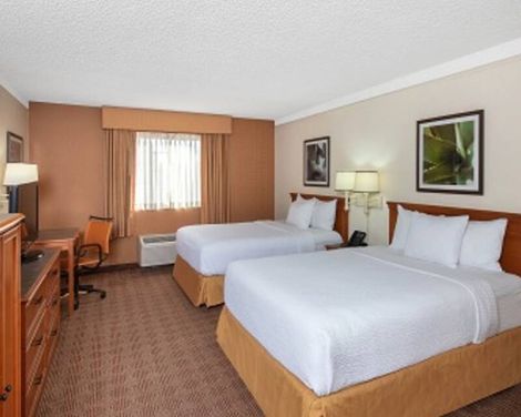 La Quinta Inn & Suites by Wyndham Las Vegas Airport N Conv.-2