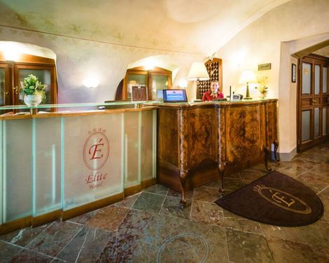 Elite Hotel