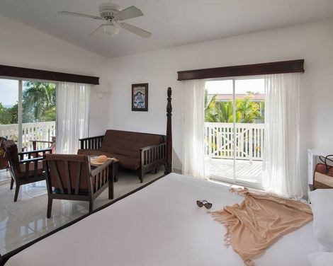 Lifestyle Tropical Beach Resort & Spa