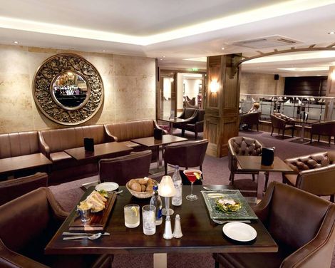 Academy Plaza Hotel