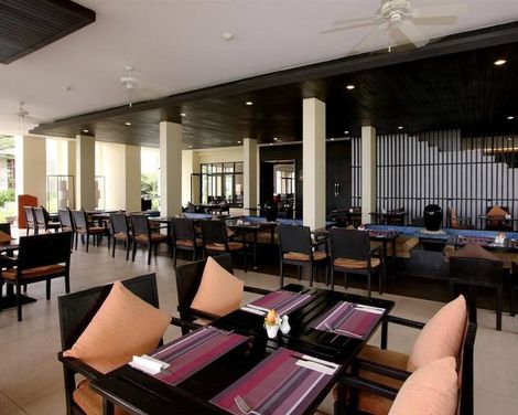 Apsara Beachfront Resort and Villa-3