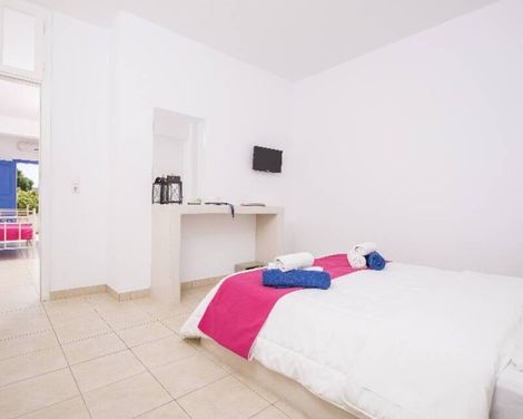 Bella Santorini Studios