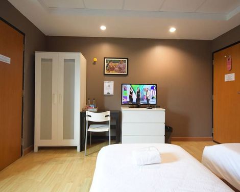 Room At Doze-2