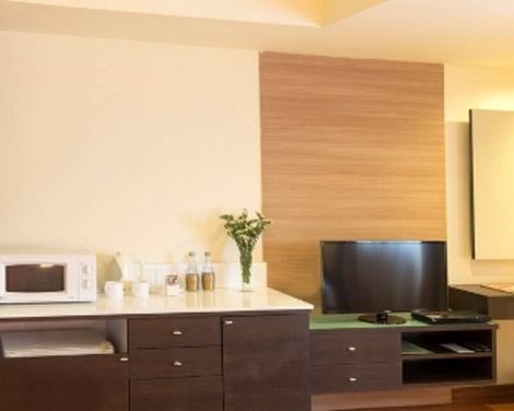 Aspen Suites Sukhumvit 2 Bangkok Hotel by Compass Hospitality-3