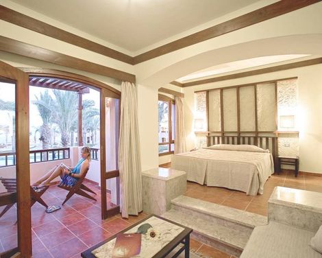 Tamra Beach Resort