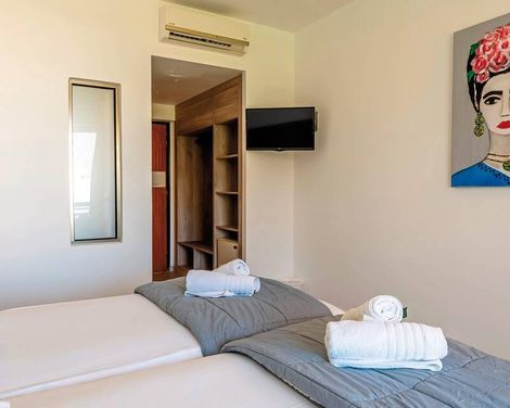 Hotel Danae