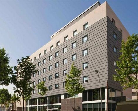 ibis Barcelona Pza Glories 22