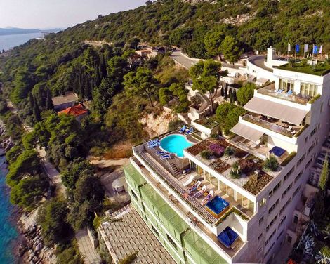 Hotel More