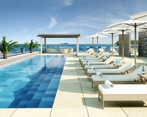 Royal Blue Hotel