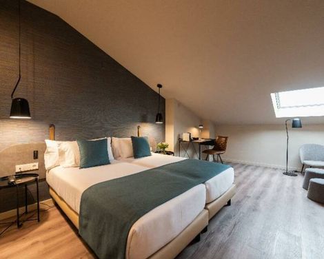 Atenea Rekord Suites