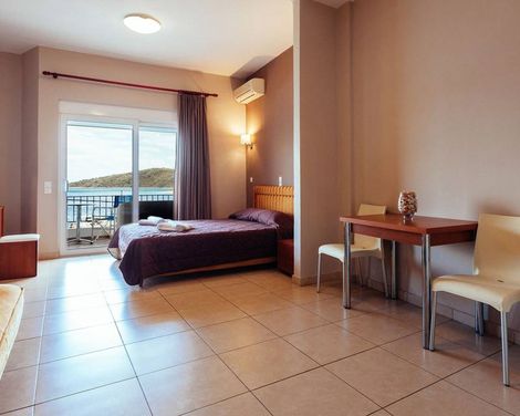 Apanema Hotel Vivari