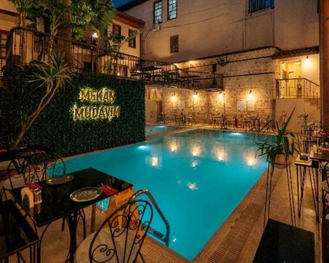Mediterra Art Hotel