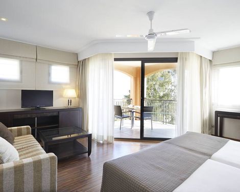 Insotel Fenicia Prestige Suites & Spa inkl. Mietwagen
