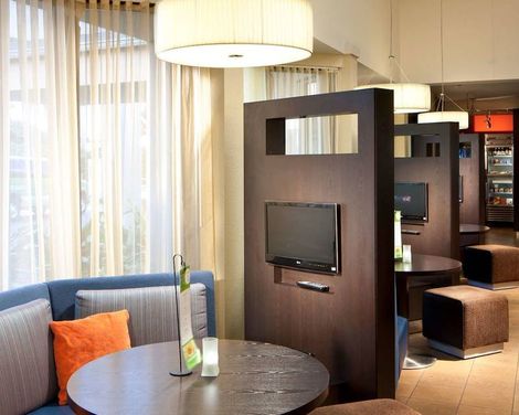 Courtyard Miami Airport West/Doral-1