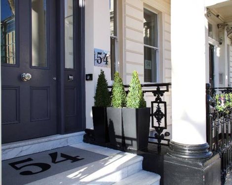 54 Queen’s Gate Hotel