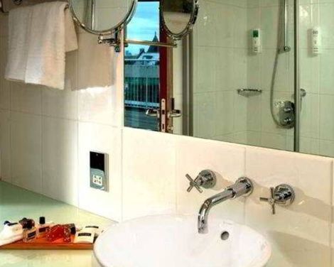 Holiday Inn London - Camden Lock-3