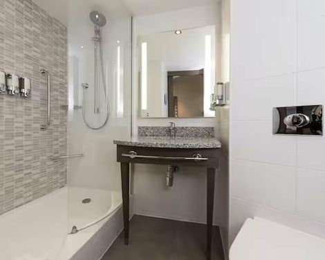 Hampton by Hilton Edinburgh West End-0