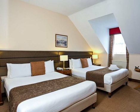 Sheldon Park Hotel & Leisure Club-3