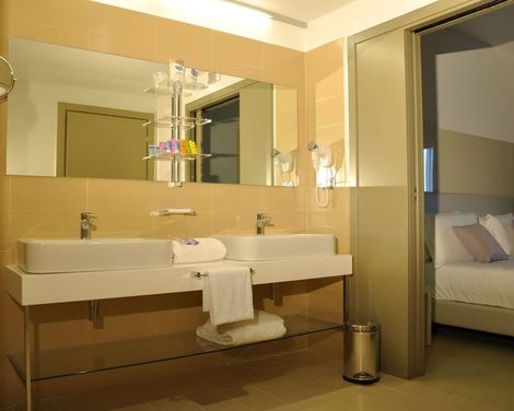 Hotel Poseidon-3