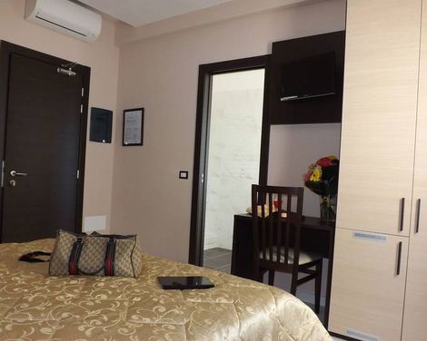 De La Ville Relais-1