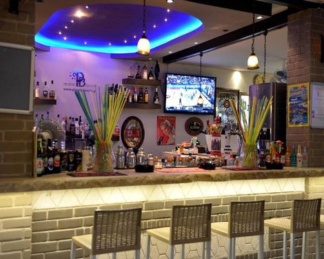 Planos Beach Hotel