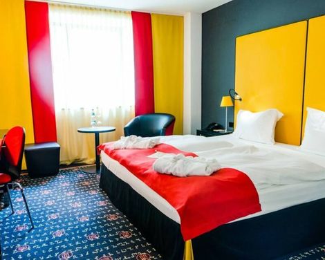 Vienna House Easy by Wyndham Airport Bucharest-1