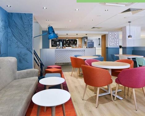 Travelodge Edinburgh Central-3