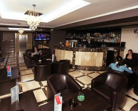 West Plaza Hotel