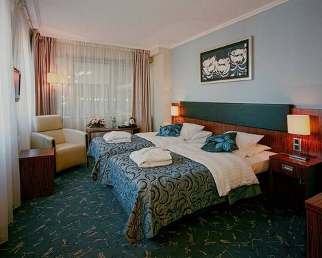 Avalon Hotel & Conferences-1