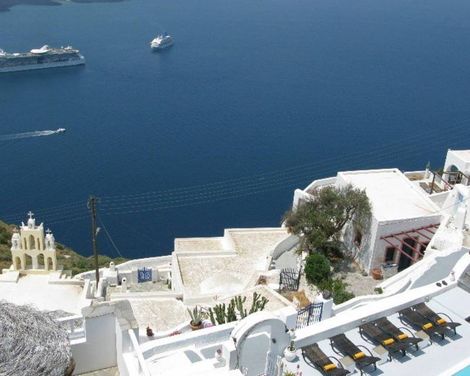 Nomikos Villas