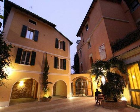Boutique Hotel Il Guercino-3