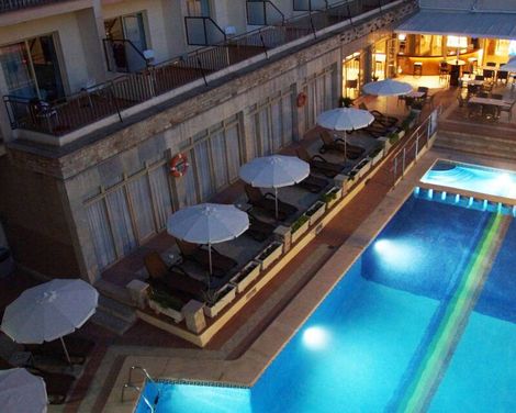 Hotel Iris