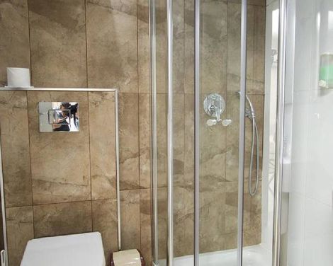 115 The Strand Hotel by NEU Collective