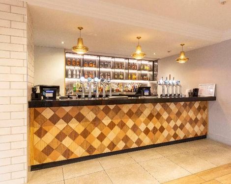 Holiday Inn Glasgow Airport