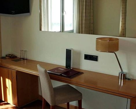 EuroHotel Barcelona Diagonal Port-3